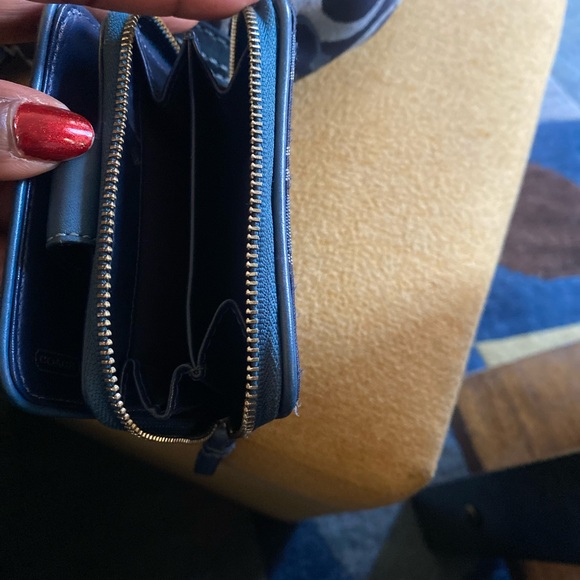 Coach Blue Denim Chelsea Optic Signature Jacquard Shoulder Bag & wallet - Picture 9 of 16